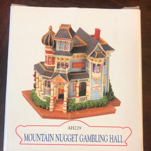 New Liberty Falls Collection 3x$20 - Picture 4 of 12